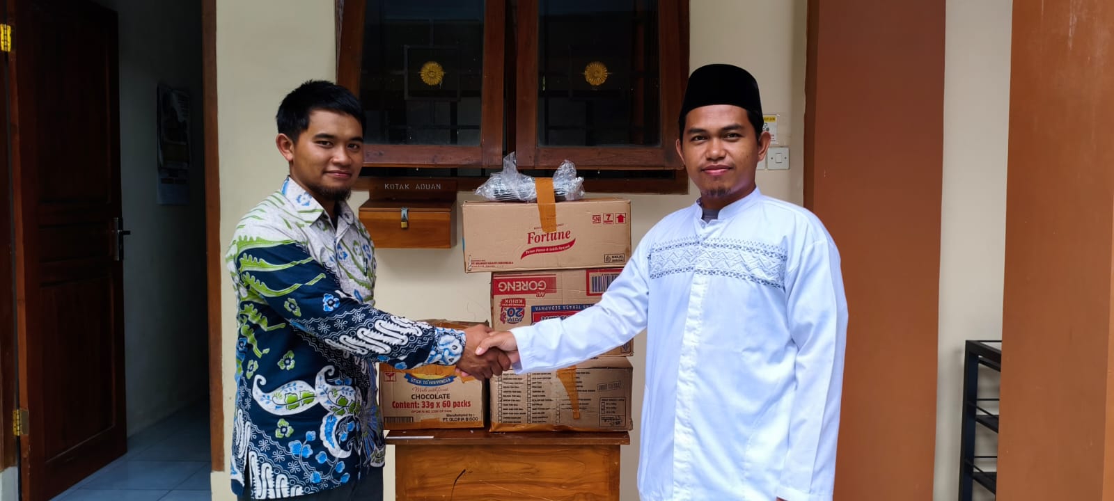 Bingkisan Da'i dan Guru Ngaji